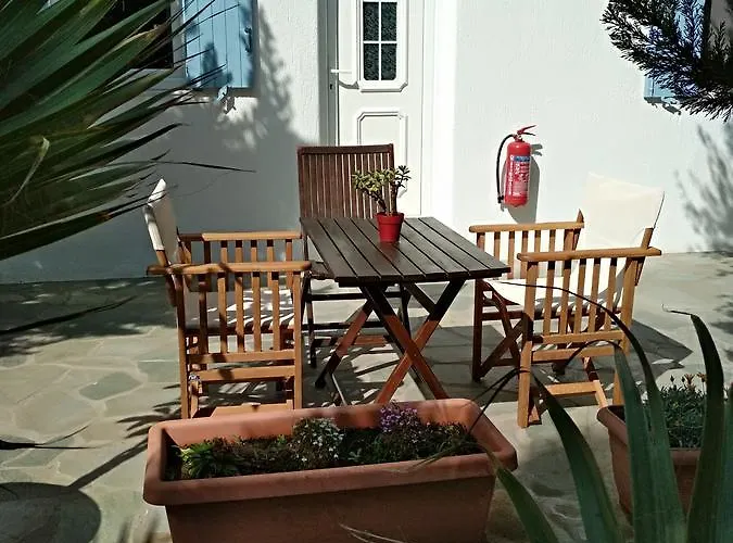 Sourmeli Garden Hotel *